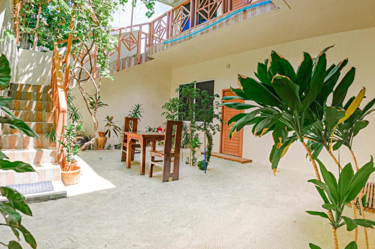 Hotel Water Seven Maafushi Exterior photo