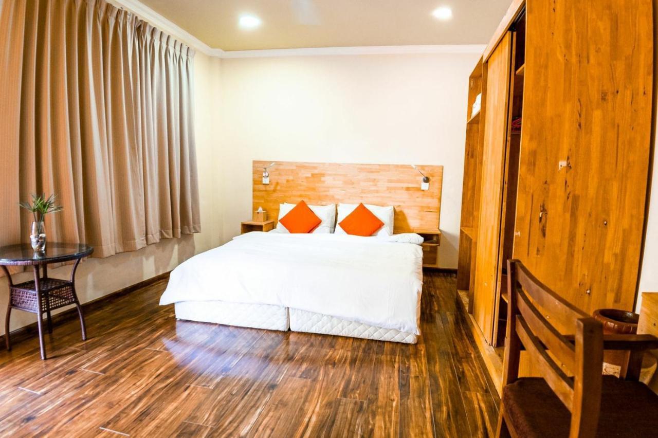 Hotel Water Seven Maafushi Exterior photo